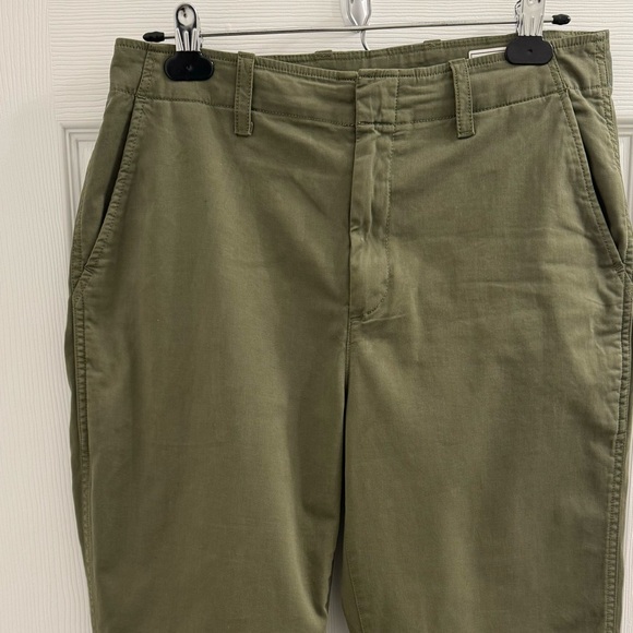 Gap Khaki pants - Picture 1 of 12